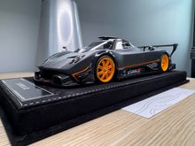 Load image into Gallery viewer, Pagani Zonda R - Matte Black Carbon - 1:18
