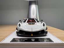 Load image into Gallery viewer, Koenigsegg Jesko 7558 PMC Special Project - Crystal White - 1:18
