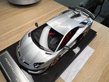 Load image into Gallery viewer, Lamborghini Aventador SVJ - Grigio Antares - 1:18
