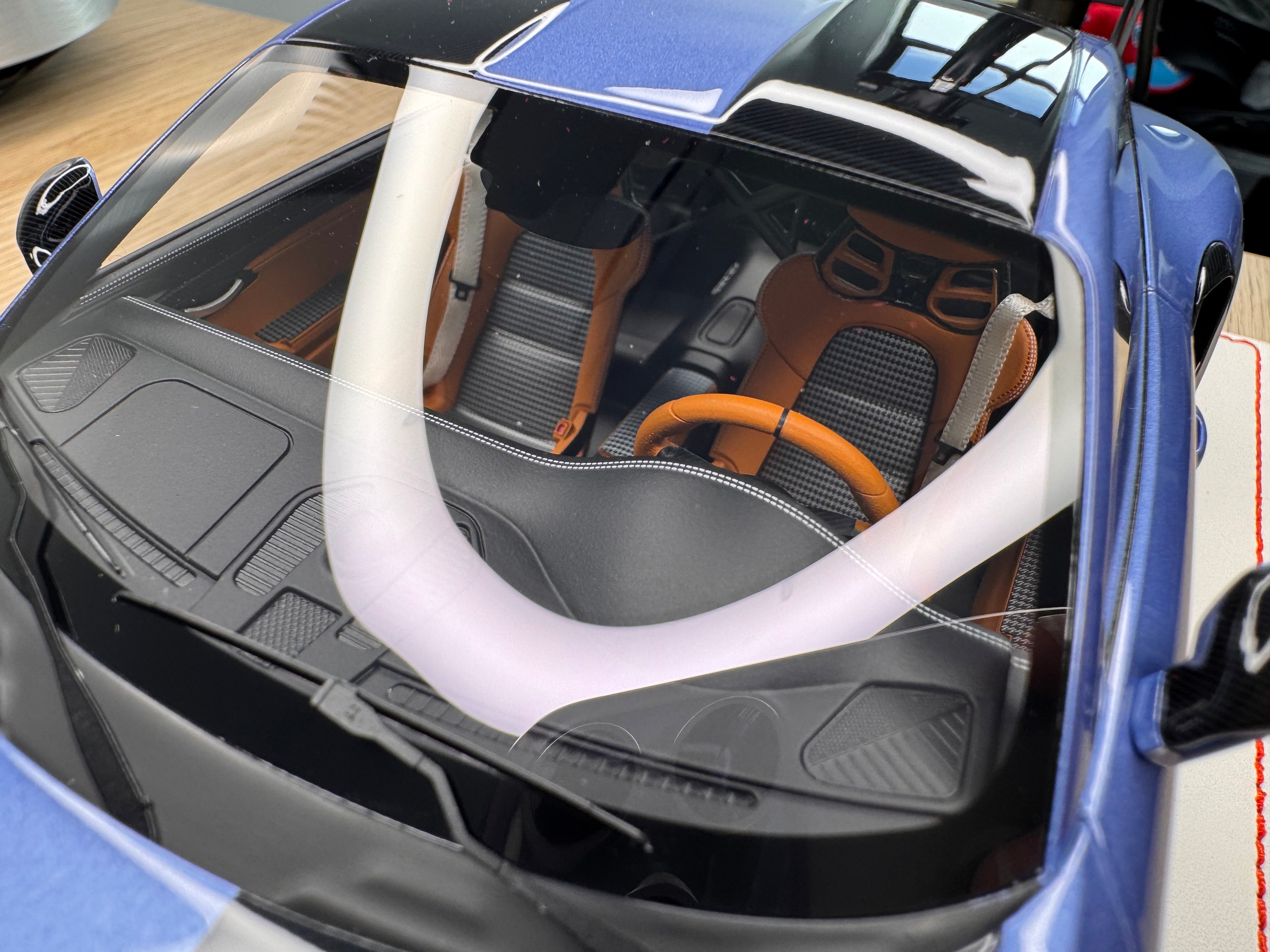 Porsche 911 GT2RS - PTS Gemini Metallic on white leather base - 1:18