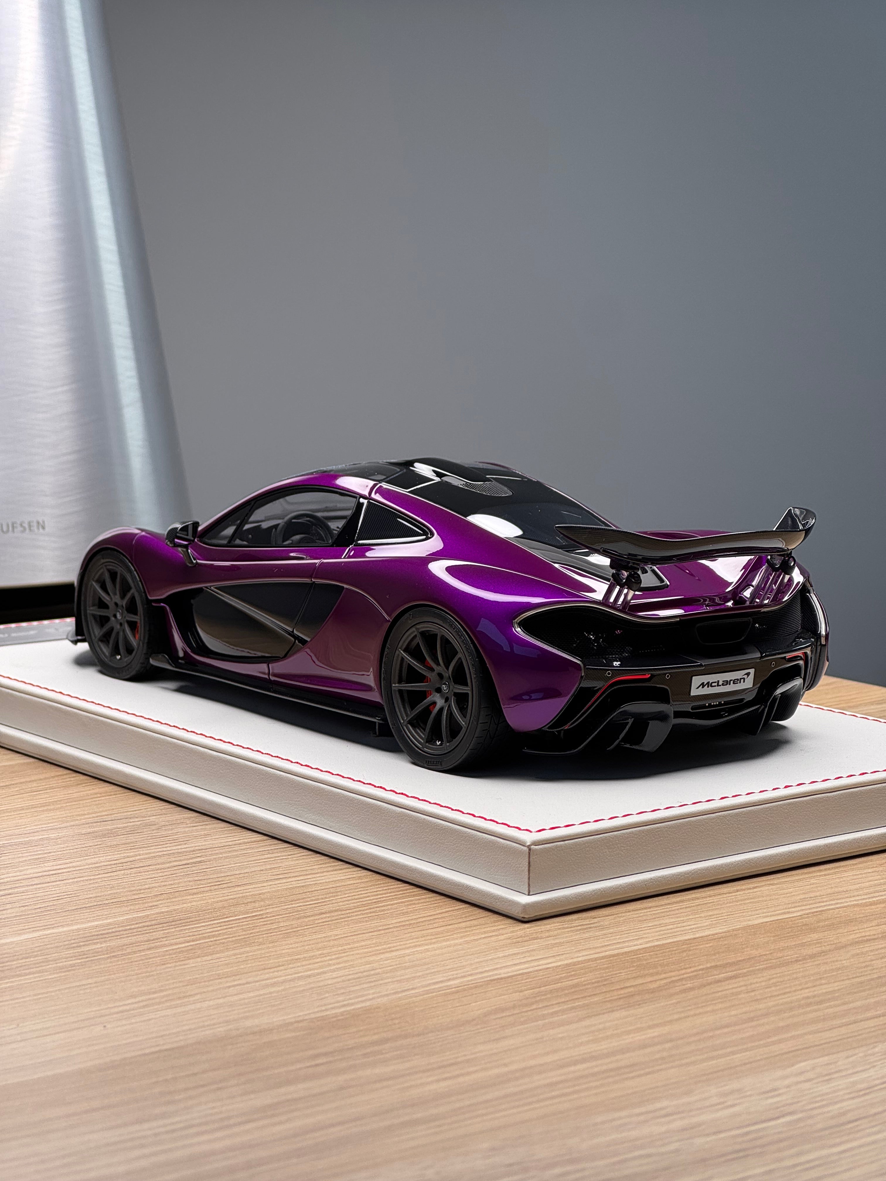 McLaren P1 - Violet Spectrum - 1:18