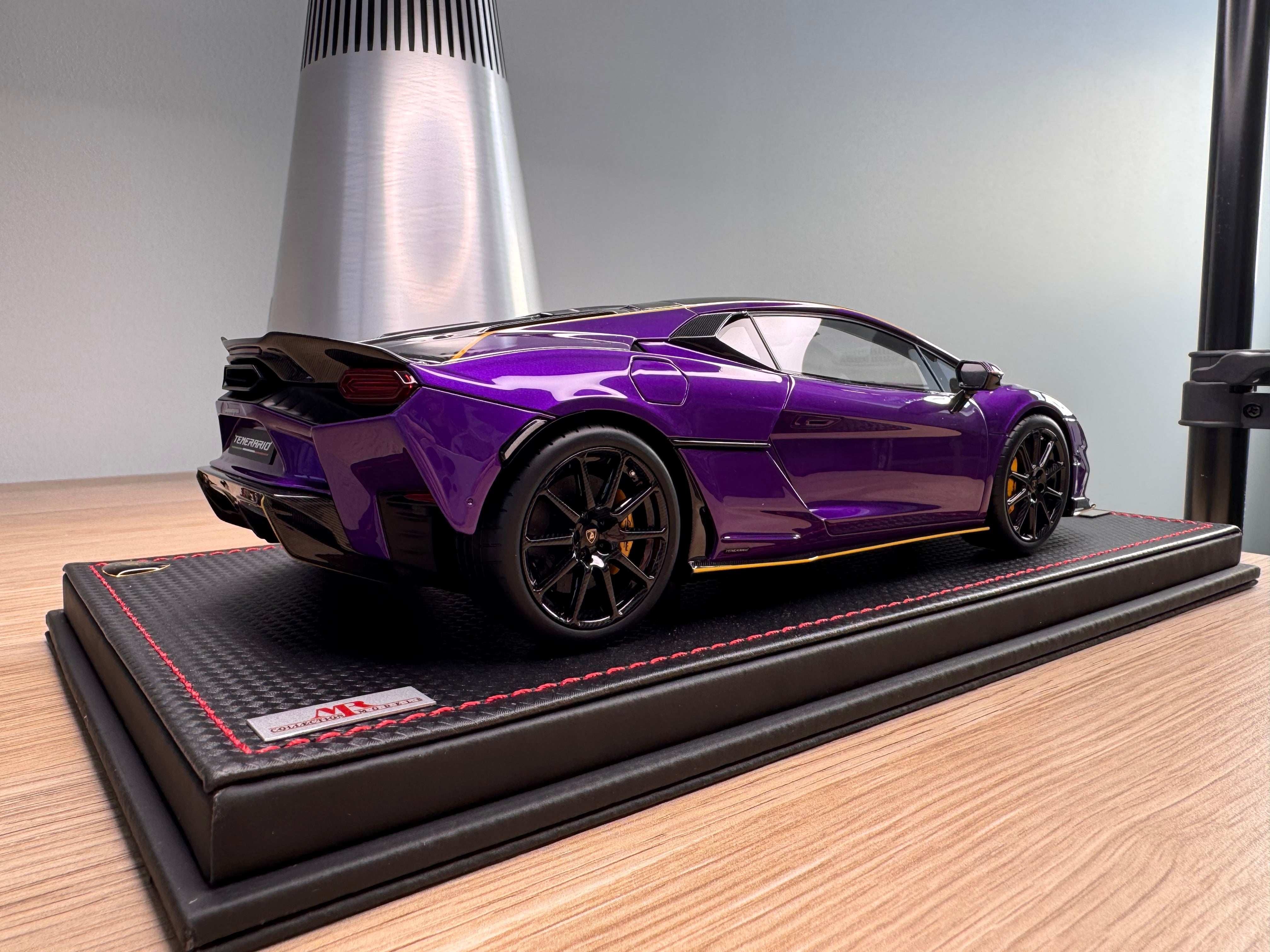 Lamborghini Temerario Alleggerita Package - Viola Pasifae - 1:18