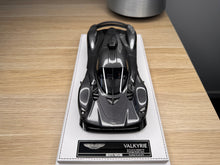 Load image into Gallery viewer, Aston Martin Valkyrie PMC Special Project - carbon - 1:18
