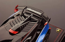 Load image into Gallery viewer, Lamborghini Huracan STJ - Blu Eliadi - 1:18
