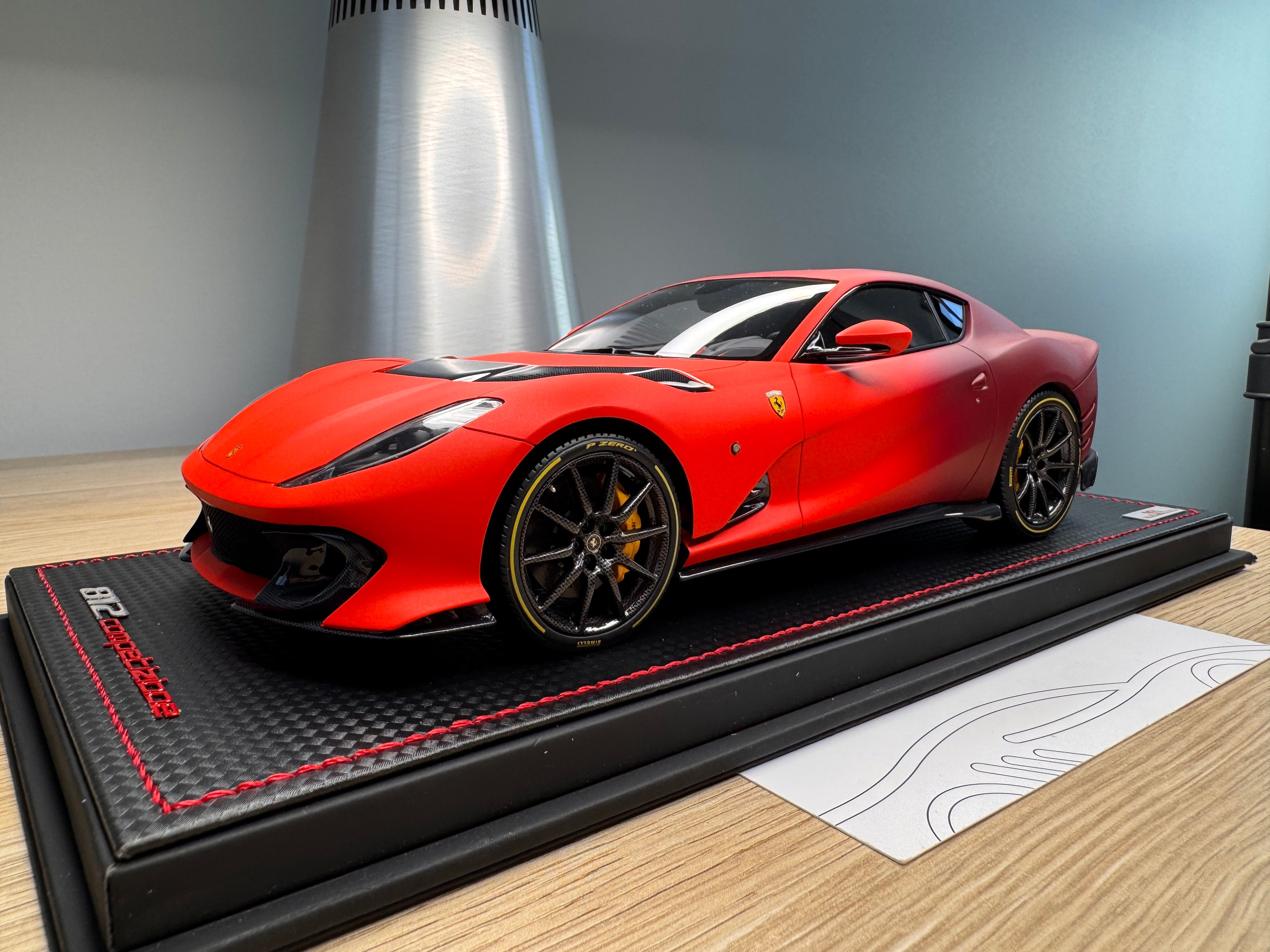 Ferrari 812 Competizione - Rosso F1 matte fading to Rosso GP1000 LE49 - 1:18