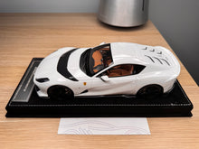 Load image into Gallery viewer, Ferrari 812 Competizione - Arcobaleno Lucido - 1:18
