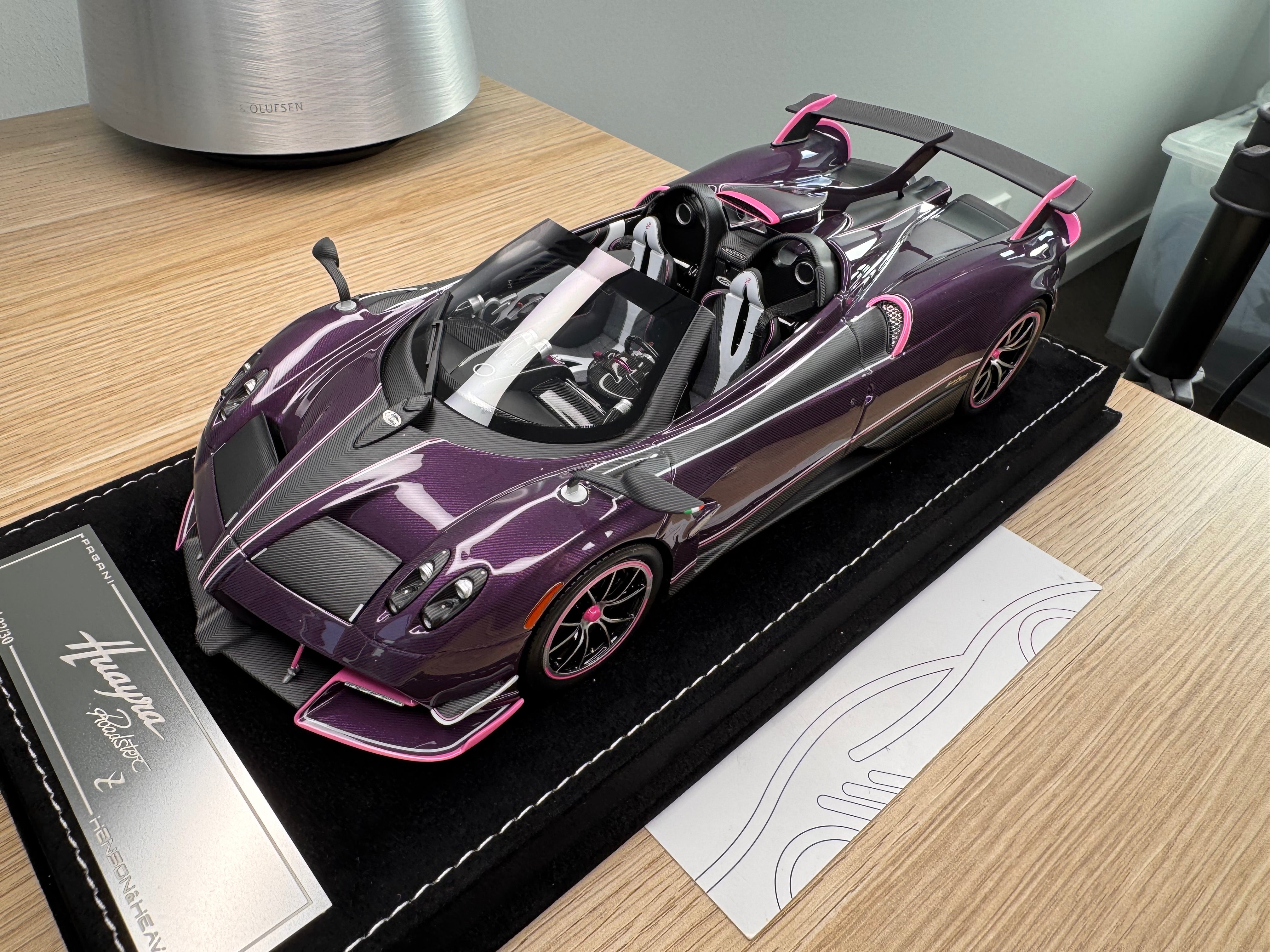 Pagani Huayra Roadster - ZY - 1:18