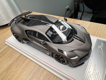 Load image into Gallery viewer, Bugatti Divo - titanium silver / Blancpain (matte) - 1:18
