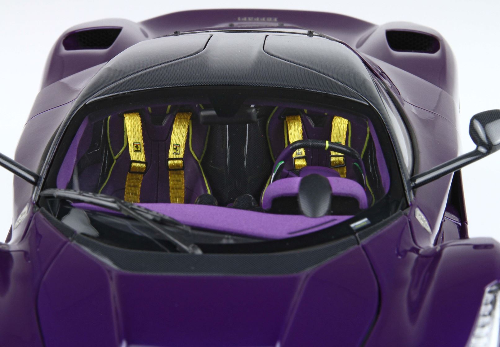 Ferrari LaFerrari - Dubai purple Viola Vio OPEN PARTS - 1:18