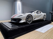 Load image into Gallery viewer, Ferrari 812 Competizione - Aluminium Opaco - 1:18
