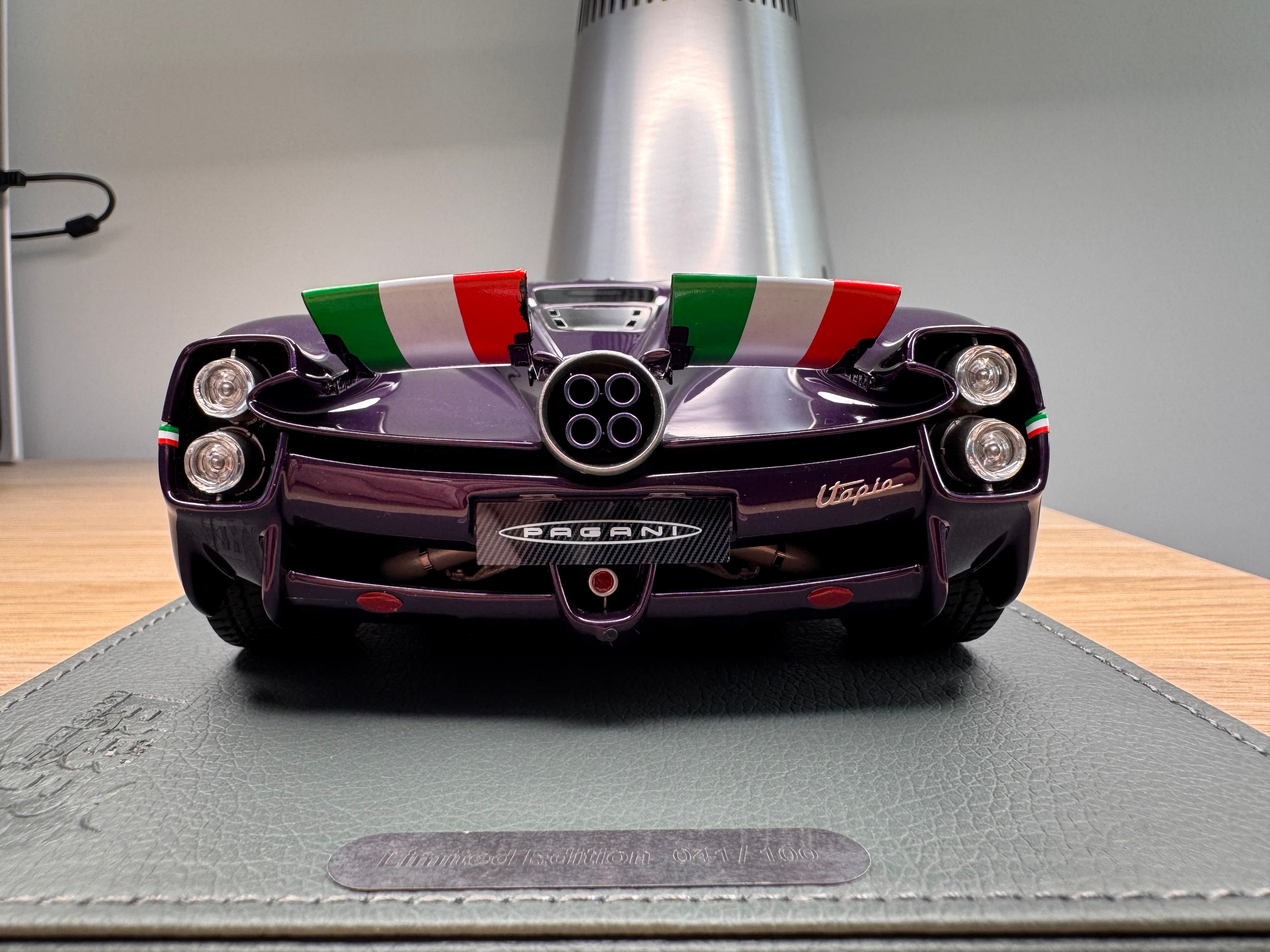 Pagani Utopia - Viola Hong Kong new version - 1:18