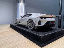 Load image into Gallery viewer, Ferrari 812 Competizione - Aluminium Opaco - 1:18
