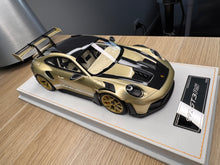 Load image into Gallery viewer, Porsche 911 992 GT3RS - Champagne Gold - 1:18
