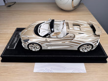 Load image into Gallery viewer, Bugatti Mistral - La Perle Rare - 1:18
