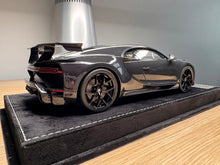 Load image into Gallery viewer, Bugatti Chiron Pur Sport - Black Carbon - 1:18
