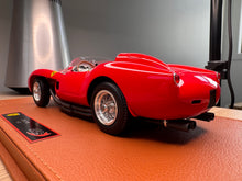 Load image into Gallery viewer, Ferrari 250 Testarossa 1957 - red - 1:18
