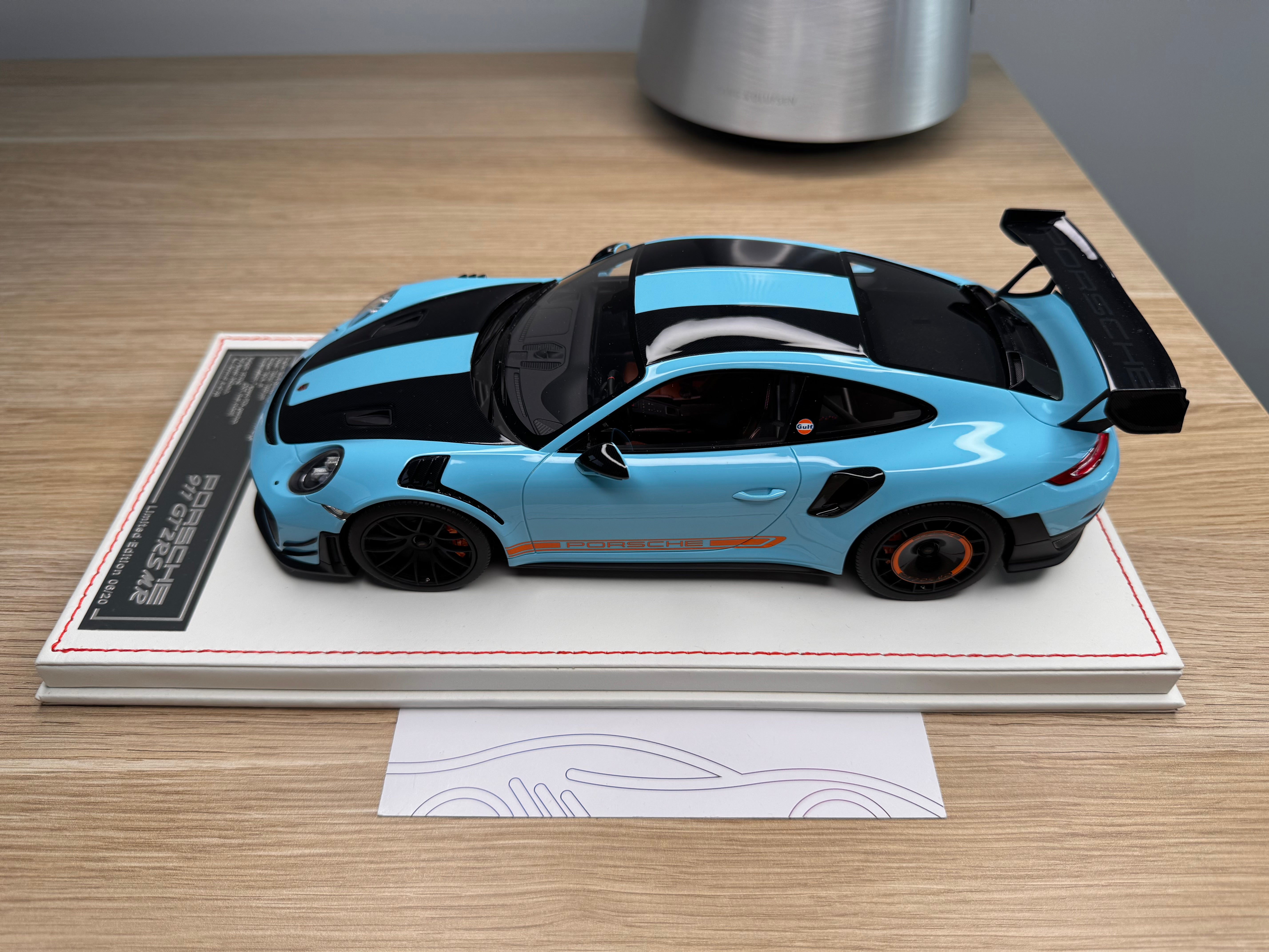Porsche 911 GT2RSMR - Gulf Blue - 1:18
