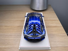 Load image into Gallery viewer, Lamborghini Aventador SVJ - Blue Luminous - 1:18
