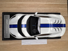 Load image into Gallery viewer, Ferrari 812 Competizione - Fuji White - 1:18
