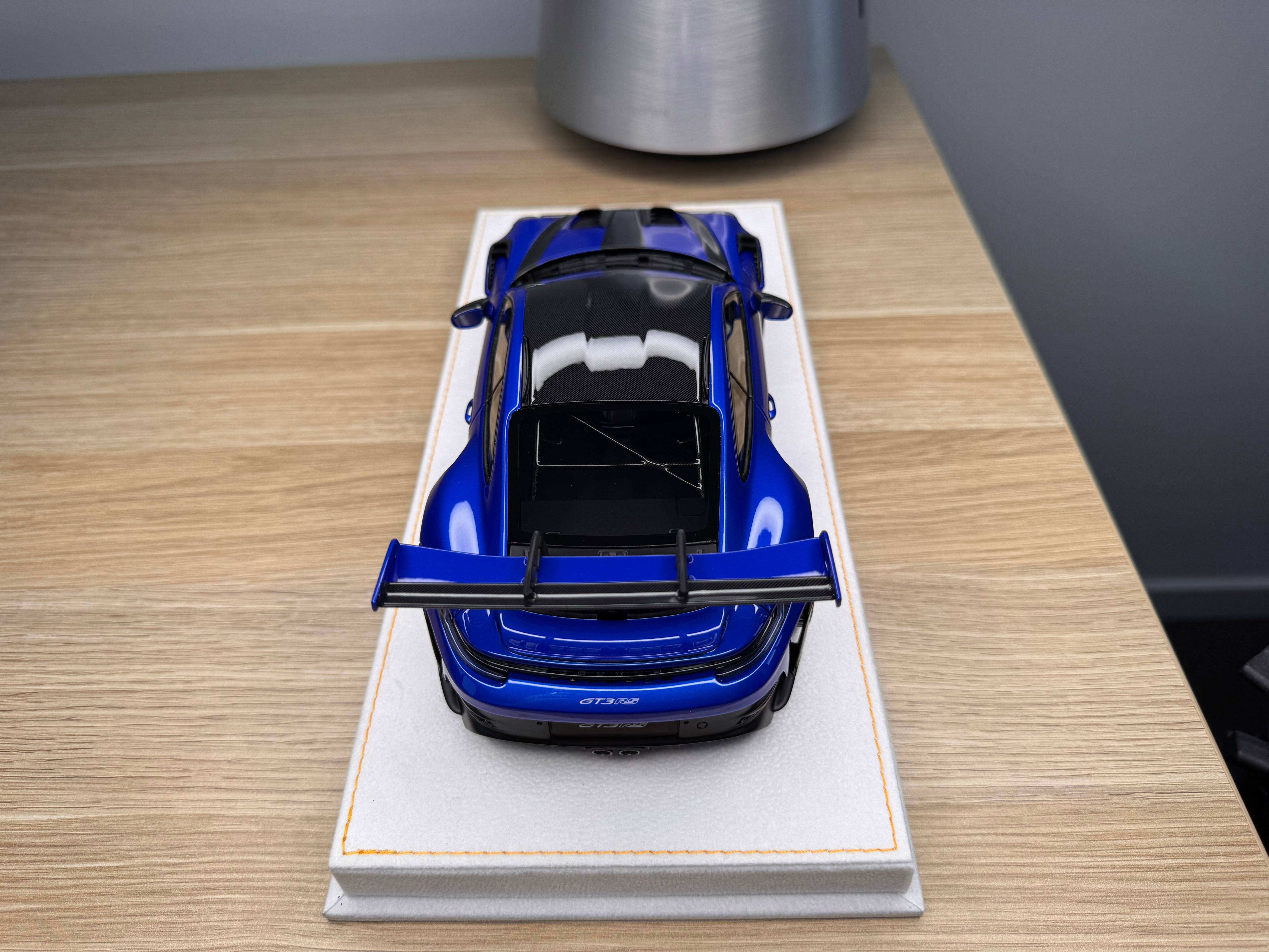 Porsche 911 992 GT3RS - Metallic Blue - 1:18