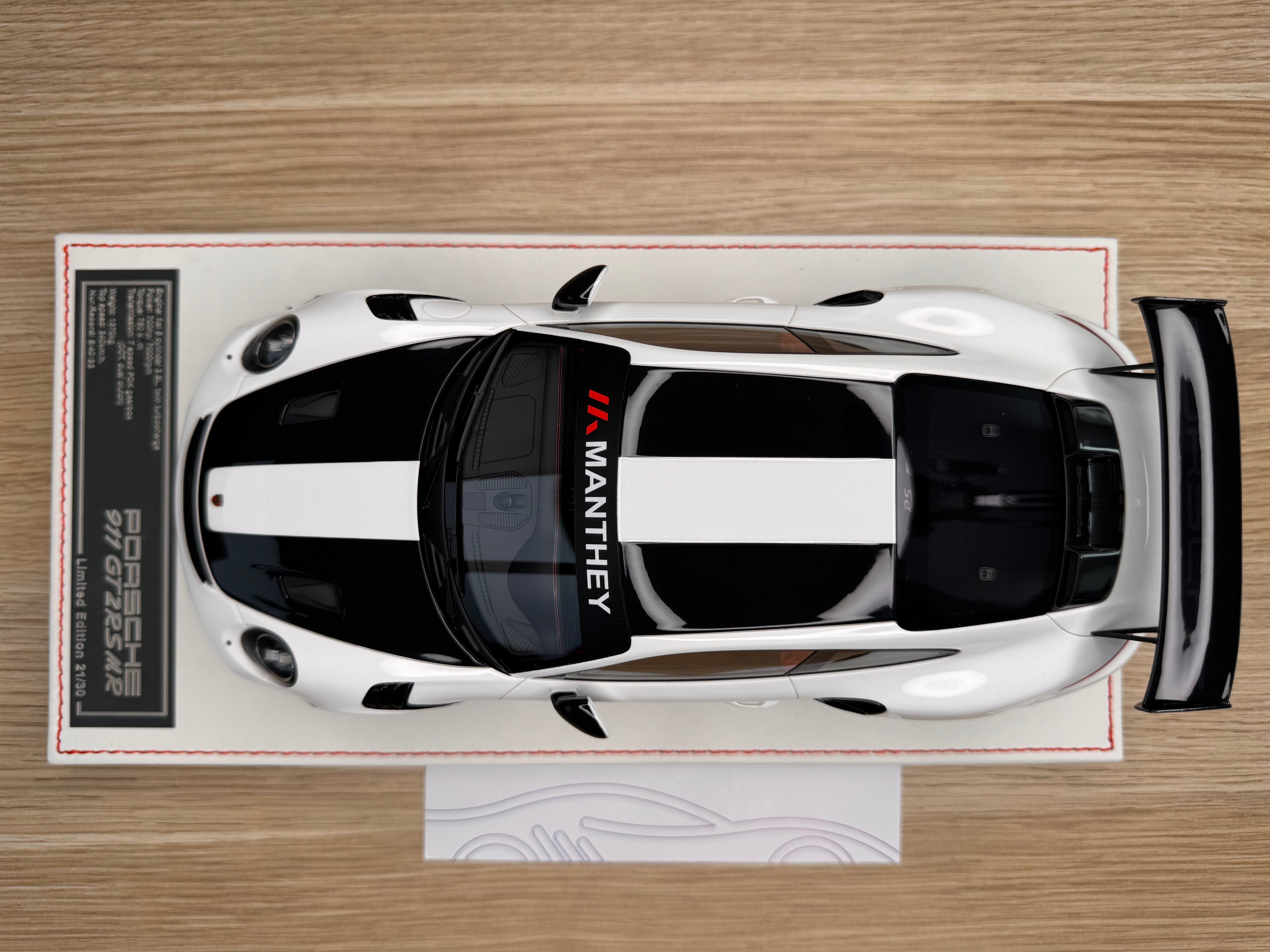 Porsche 911 GT2RSMR - White - 1:18