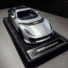 Load image into Gallery viewer, Ferrari 812 Competizione - Grigio Titanio &amp; Nero Daytona - 1:18
