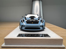Load image into Gallery viewer, Porsche 911 992 GT3RS - Haze Blue - 1:18
