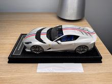 Load image into Gallery viewer, Ferrari 812 Competizione - Aluminium Opaco - 1:18
