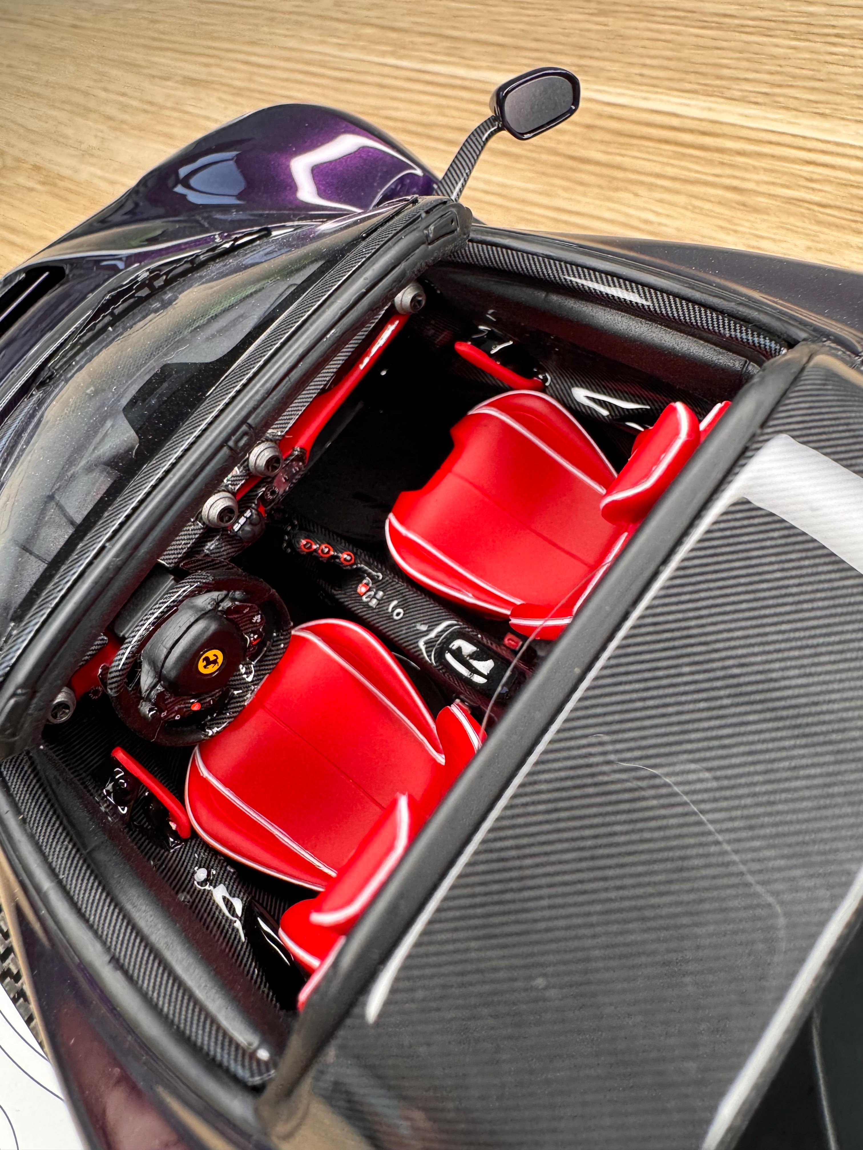 Ferrari LaFerrari Aperta - Viola Hong Kong 1 of 1 - 1:18