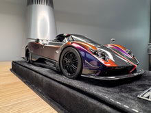 Load image into Gallery viewer, Pagani Zonda Cinque Roadster - Chameleon Purple / Carbon - 1:18
