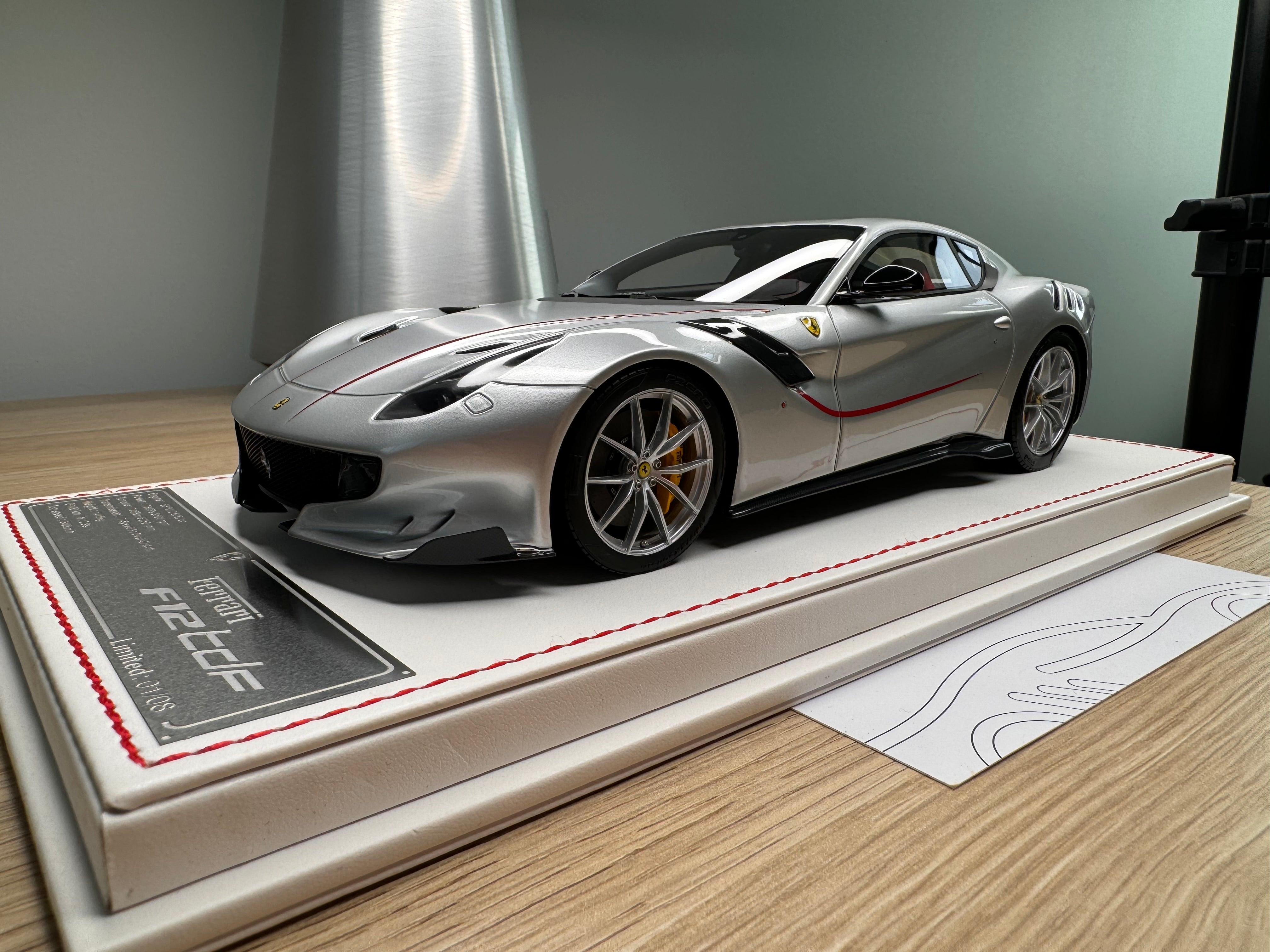 Ferrari F12tdf - Metallic Silver - 1:18