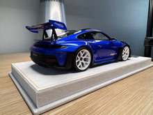 Load image into Gallery viewer, Porsche 911 992 GT3RS - Metallic Blue - 1:18
