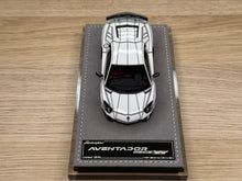 Load image into Gallery viewer, Lamborghini Aventador SV - Gloss White / Black Stripes - 1:43
