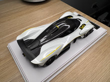 Load image into Gallery viewer, Aston Martin Valkyrie PMC Special Project - pearl white - 1:18
