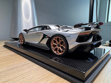 Load image into Gallery viewer, Lamborghini Aventador SVJ - Grigio Antares - 1:18
