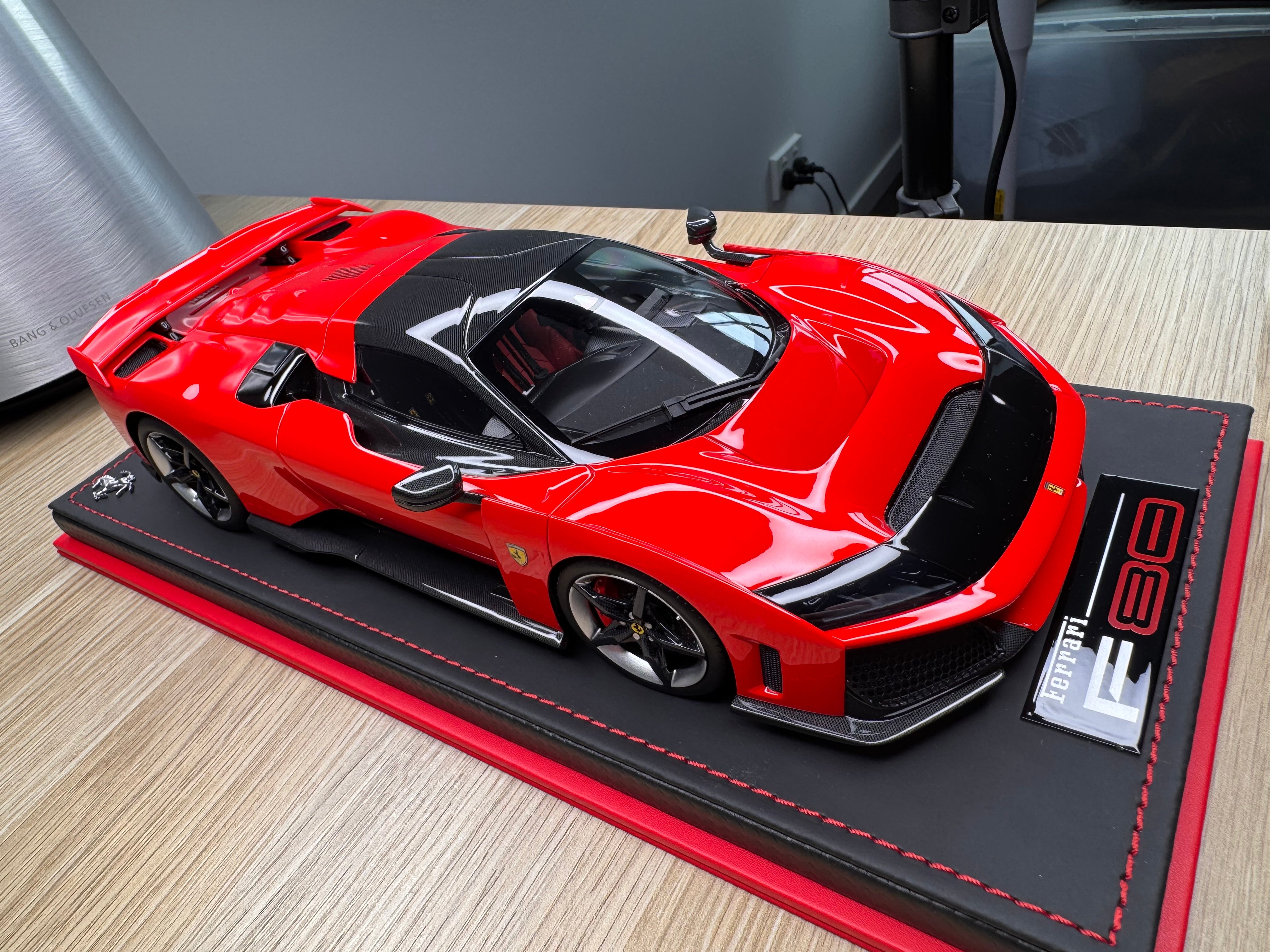 Ferrari F80 - Rosso Scuderia - 1:18