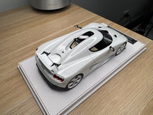 Load image into Gallery viewer, Koenigsegg CC850 PMC Special Project - crystal white #7519 Monterey Car Week - 1:18
