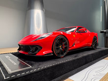 Load image into Gallery viewer, Ferrari 812 Competizione - Rosso Corsa - 1:18
