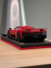 Load image into Gallery viewer, Ferrari F80 - MR Rosso Corsa - 1:18
