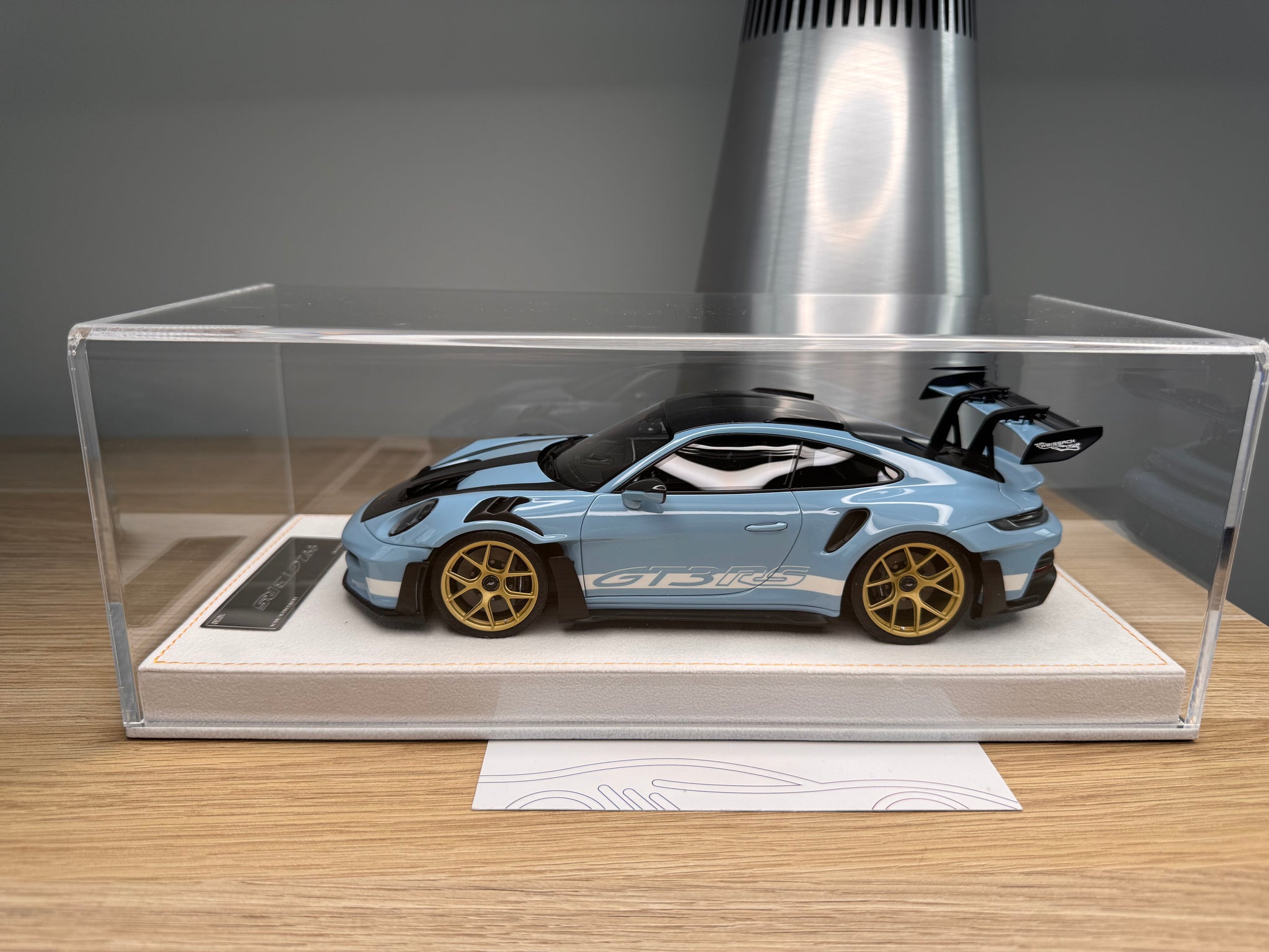 AI MODEL 1/18 992 GT3 RS SKY BLUE High-Quality Collection Car AI MODEL 1/18 992 GT3 RS SKY BLUE High-Quality Collection Car