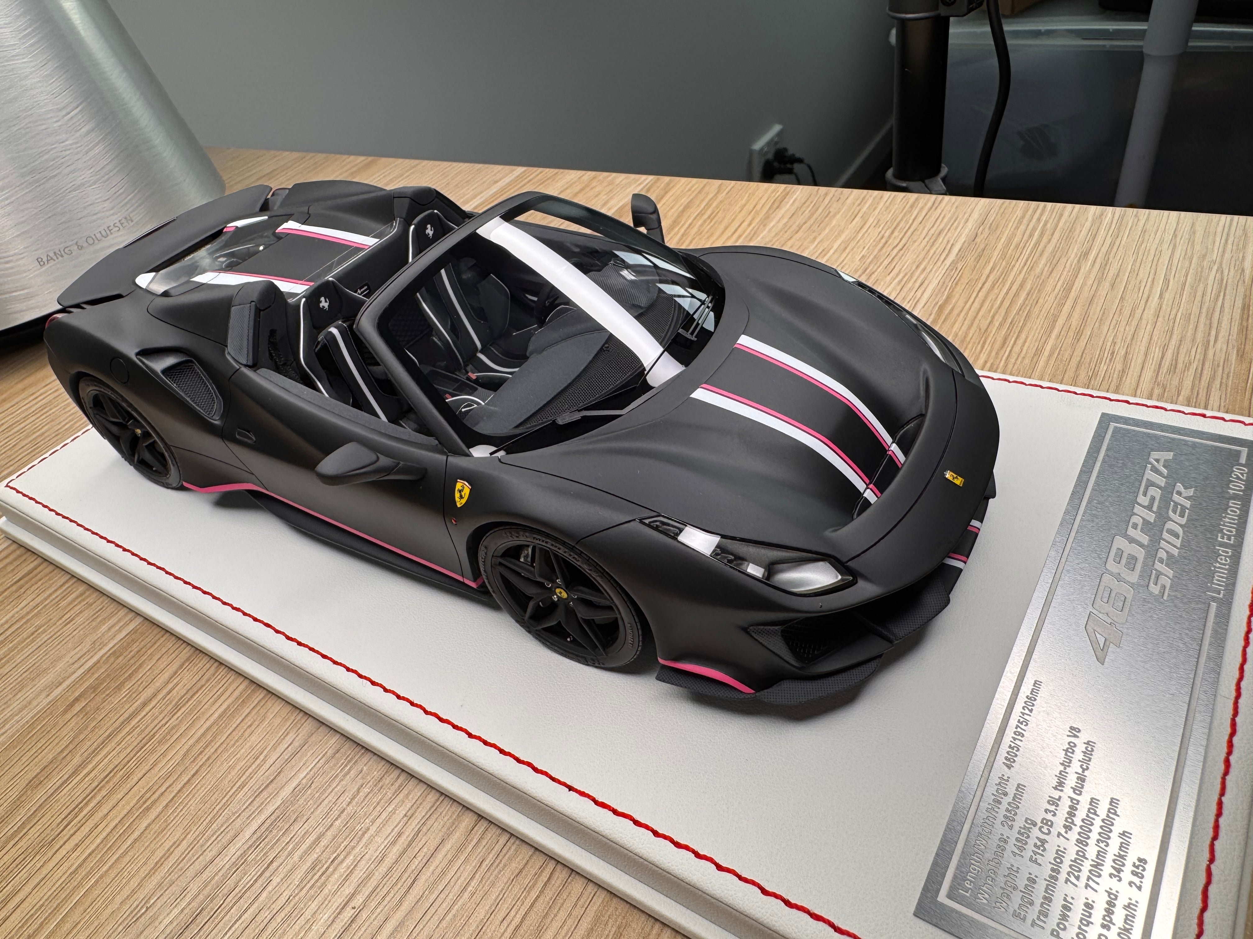 Ferrari 488 Pista Spider - Nero Opaco - 1:18