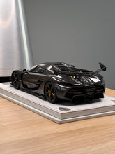 Load image into Gallery viewer, Koenigsegg Jesko PMC Special Project - clear carbon - 1:18
