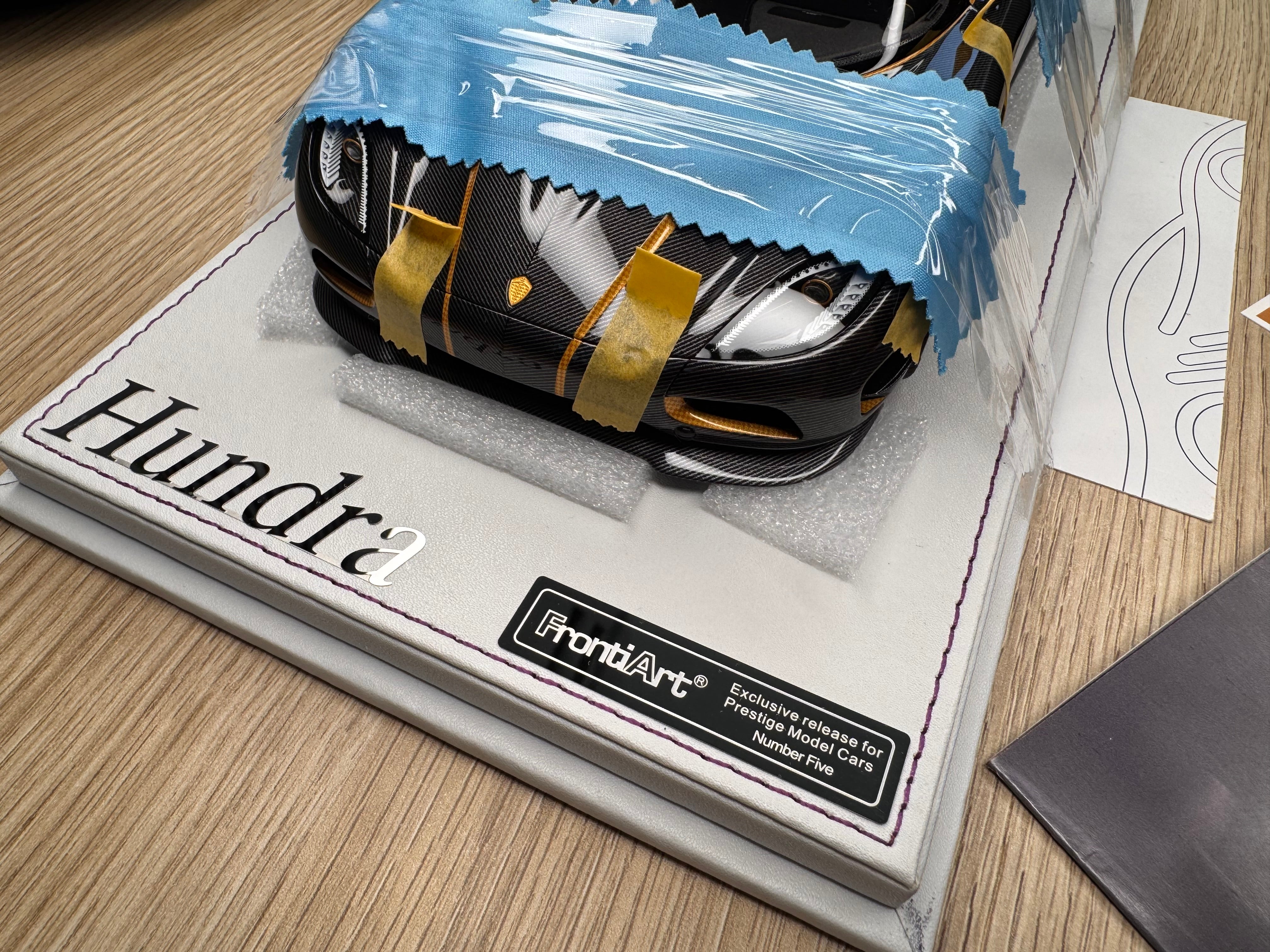 Koenigsegg Agera S - PMC Special Project Hundra carbon gold OPEN PARTS - 1:18