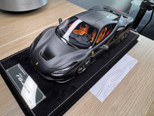 Load image into Gallery viewer, Ferrari F8 Tributo - Matte Black - 1:18
