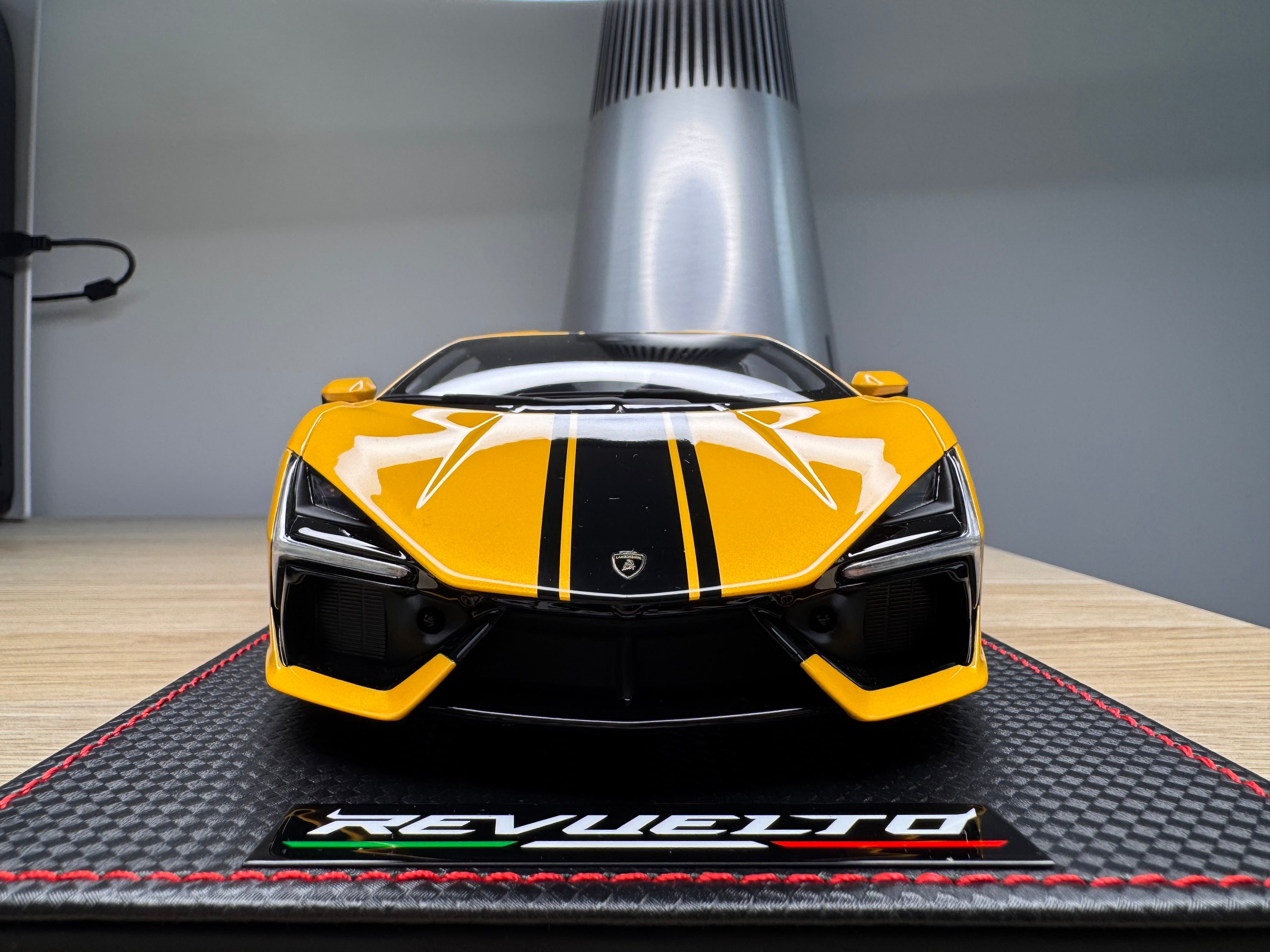Lamborghini Revuelto - 20th Anniversario China Giallo Inti LE99 - 1:18