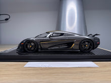 Load image into Gallery viewer, Koenigsegg Regera - Carbon Gold - 1:18
