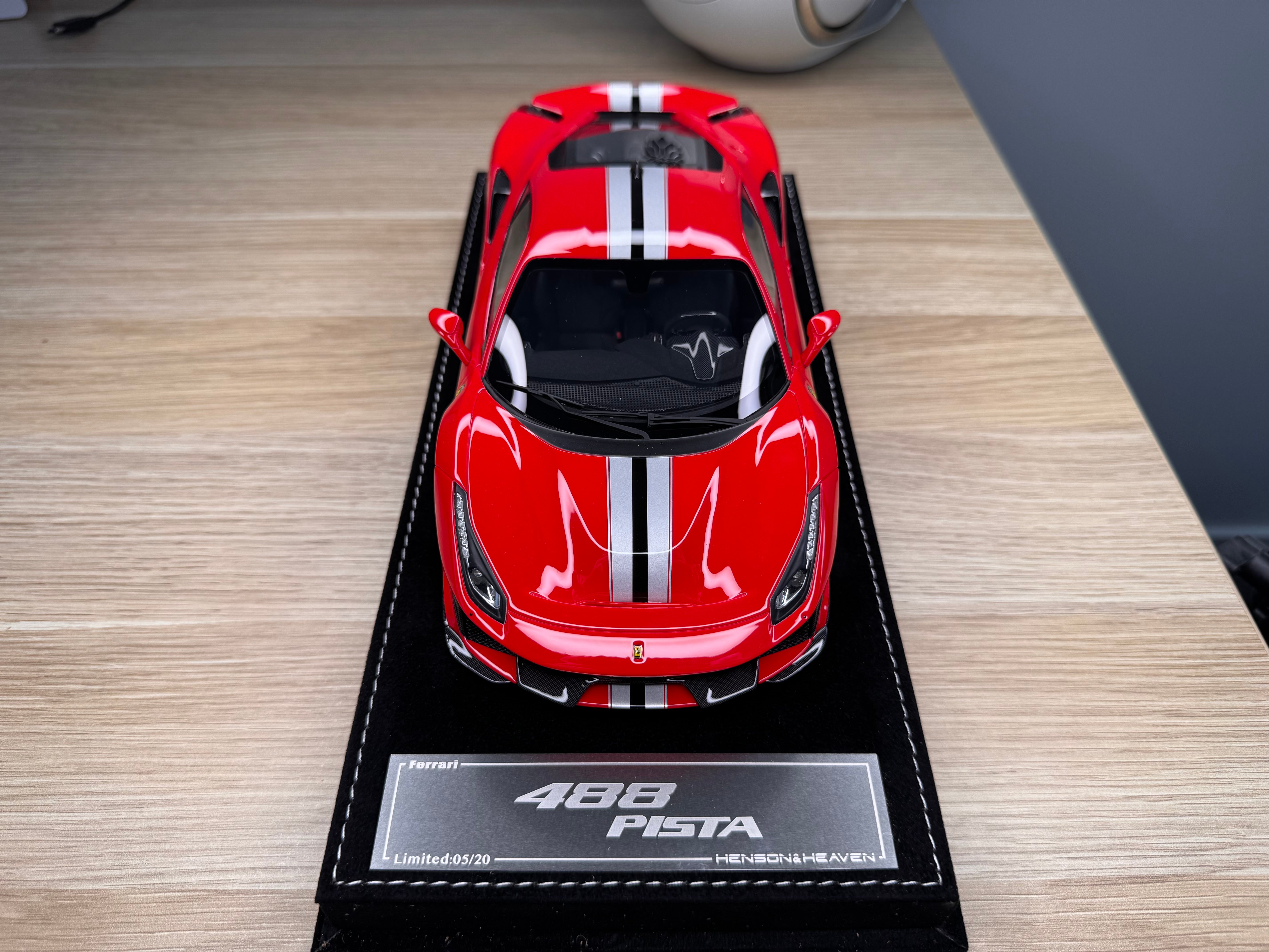 Ferrari 488 Pista - Rosso Corsa - 1:18