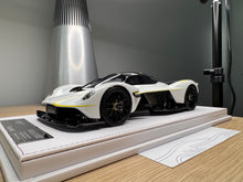 Load image into Gallery viewer, Aston Martin Valkyrie PMC Special Project - pearl white - 1:18
