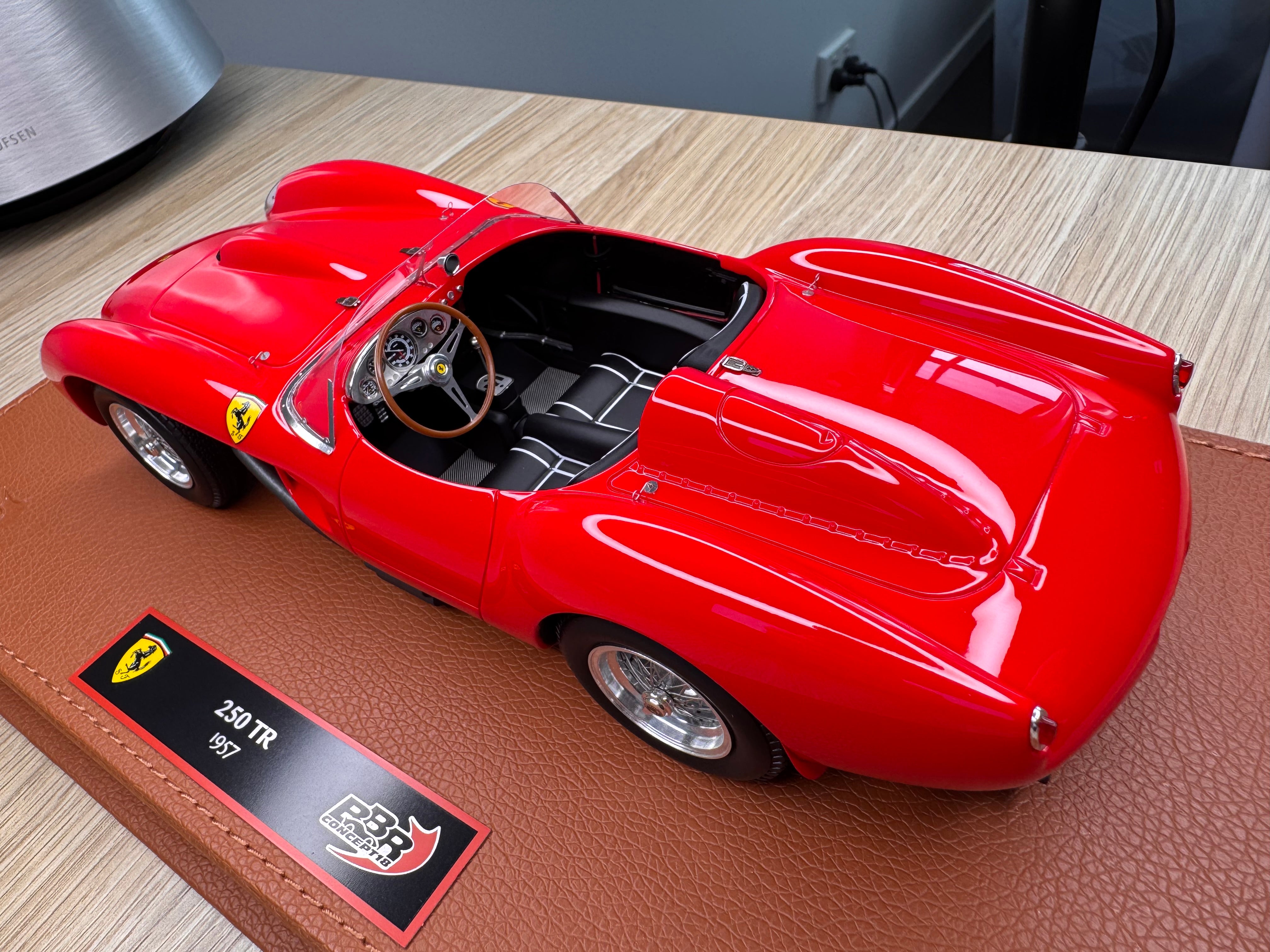 Ferrari 250 Testarossa 1957 - red - 1:18
