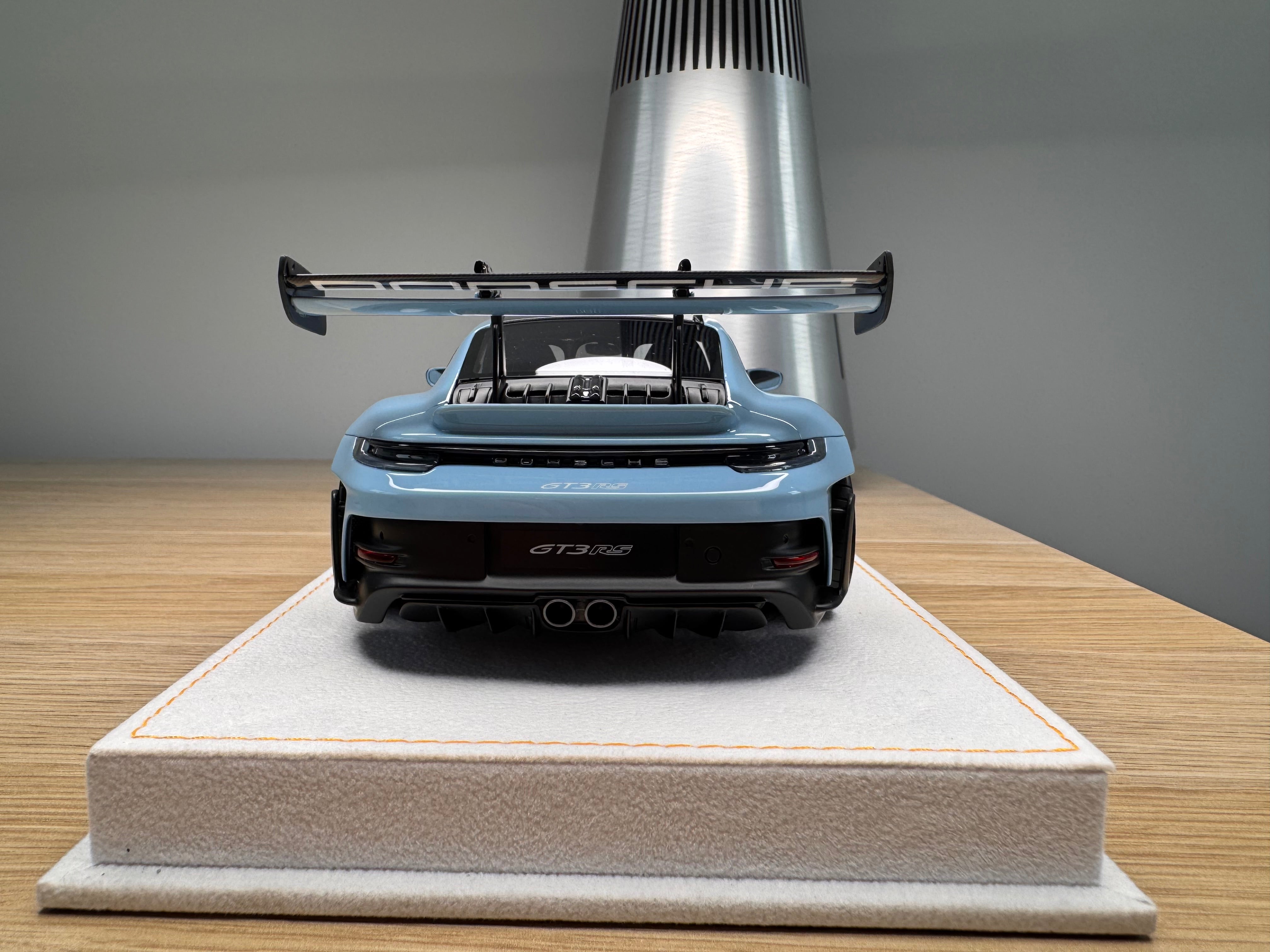 Porsche 911 992 GT3RS - Haze Blue - 1:18
